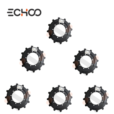 La roue à engrenages d'entraînement est compatible avec les composants du châssis de la mini-excavatrice BOBCAT E50